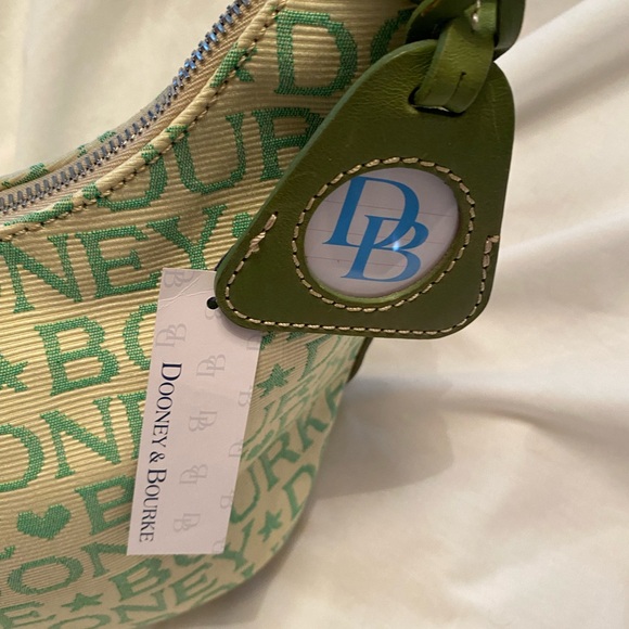 NWT Dooney & Bourke Monogram Hearts and Stars Adjustable Hobo Shoulder Bag - Picture 4 of 16